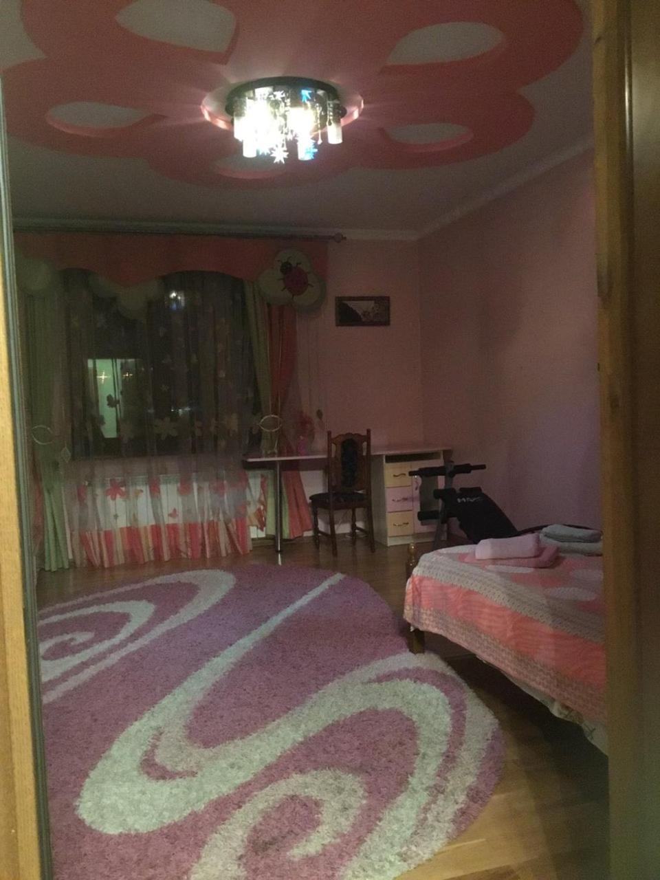 Затишний Дім Iaremcea Exterior foto